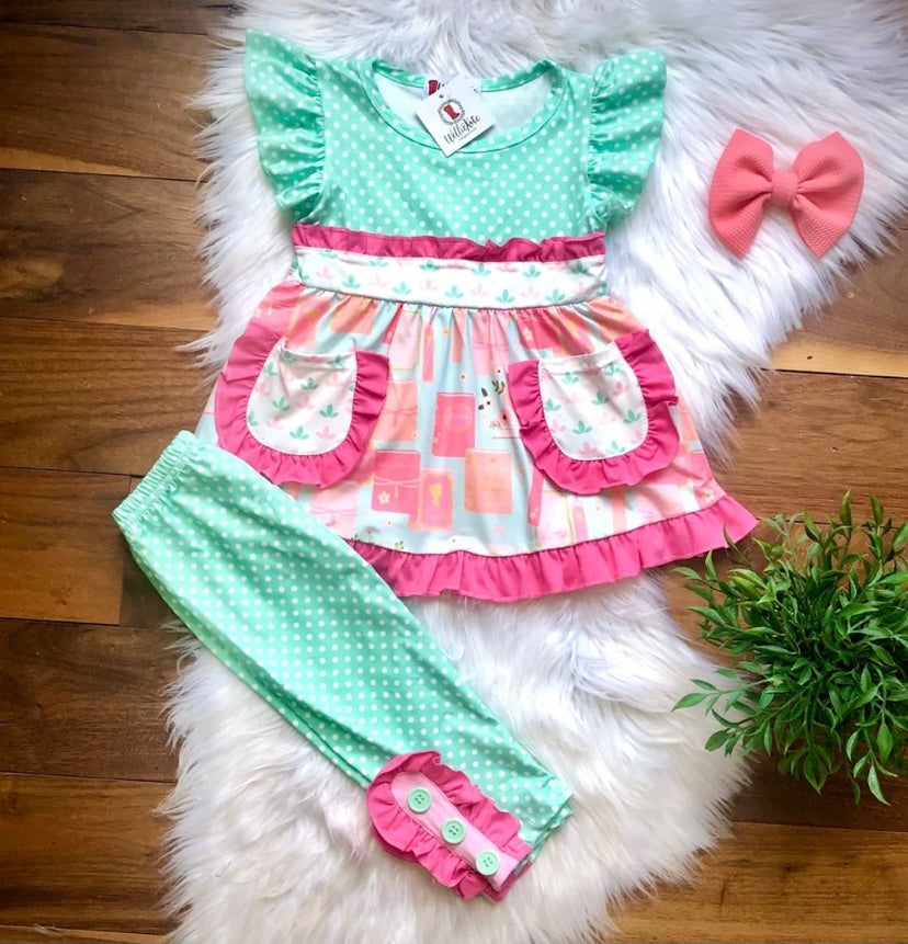 Story Book Capri Set